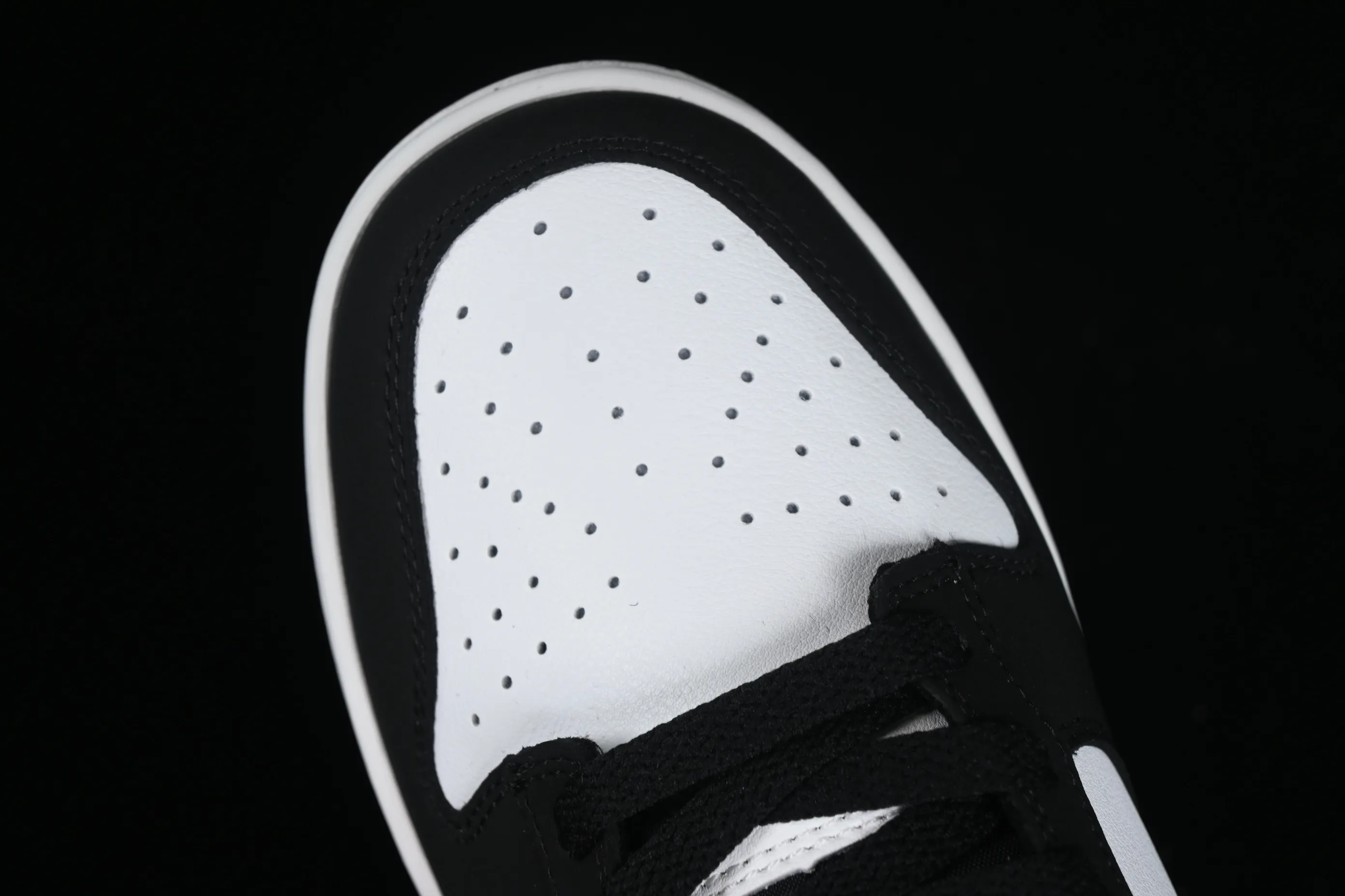 All categories Nk SB Dunk series Nk SB Dunk Low low-top sneakers Nk Dunk Low "Industrial Blue" black and white blue SB low-top sports and leisure sneakers FD6923-100